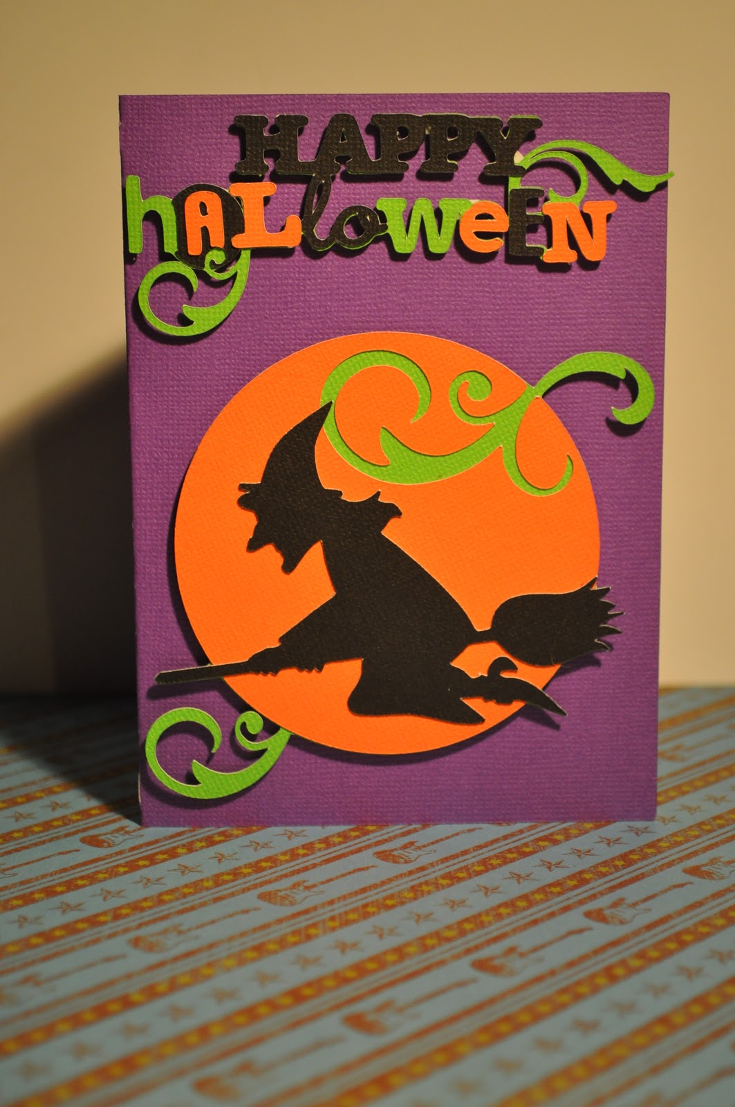 Crimson Cricut Halloween Cards!