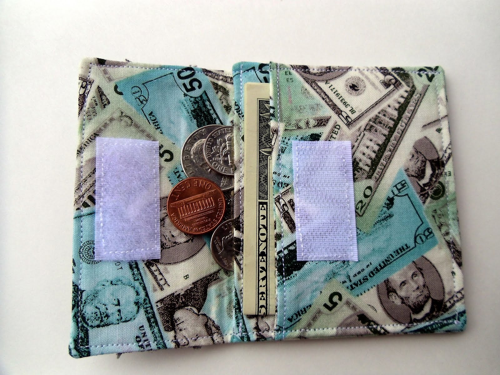 Ameroonie Designs Wallet Tutorial