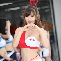 Foto Hot Umbrella Girl Yang Bikin Mata Seger