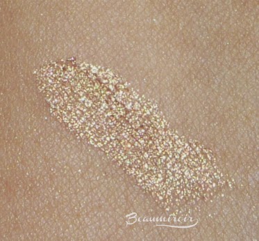 Rouge Bunny Rouge Fire Drops Loose Glitter Pigment: Sleeping Under A Mandarin Tree - swatch