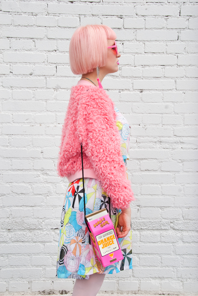 Sara is in Love with… blogger street style round sunglasses like Iris Apfel Lazy Oaf fluffy jacket Love BrickLane neon pink L.O.M fluffy bomber jacket, skinny dip bag, neon pink bag