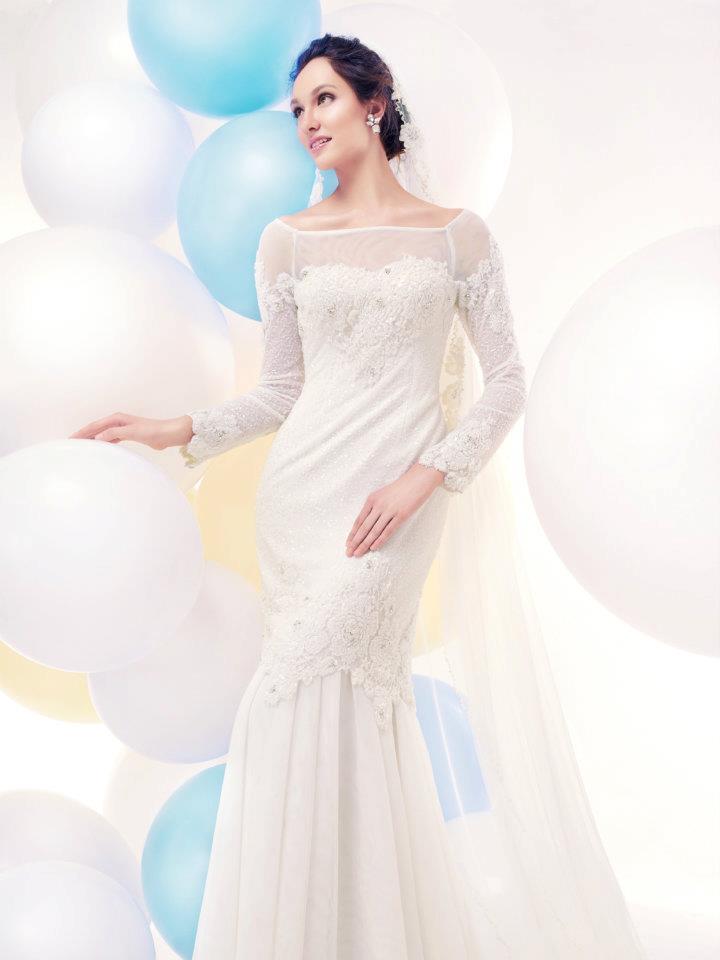 Ini dari collection Airy Tale, Innai Red design baju nikah 2013.