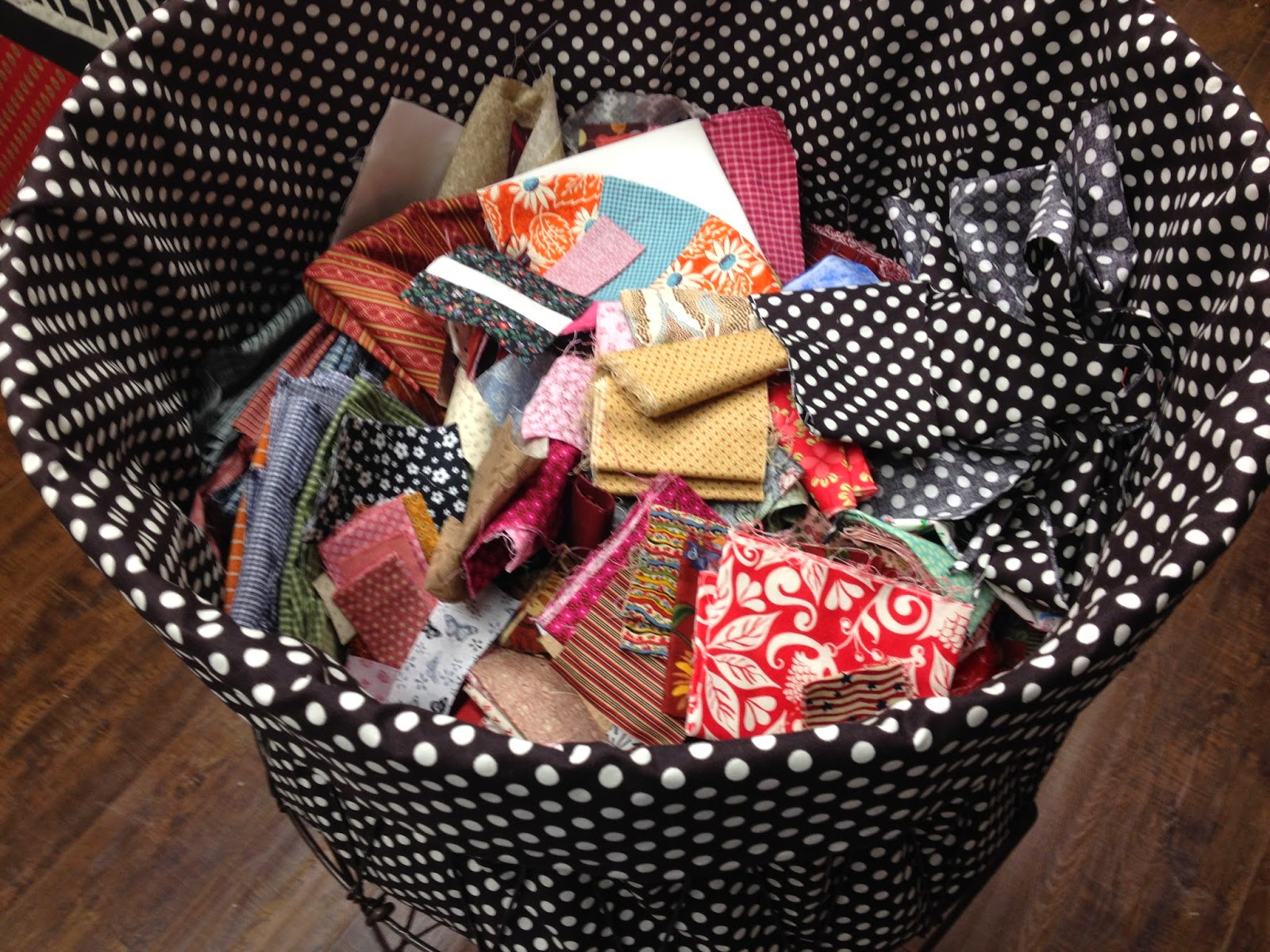 Butterfly Threads Laundry Basket Liner