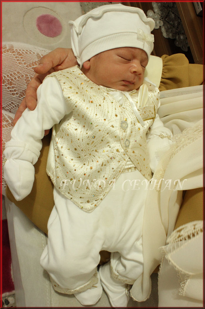 ! Funda Ceyhan BEBEK MEVLÜDÜMÜZÜ DE YAPTIK