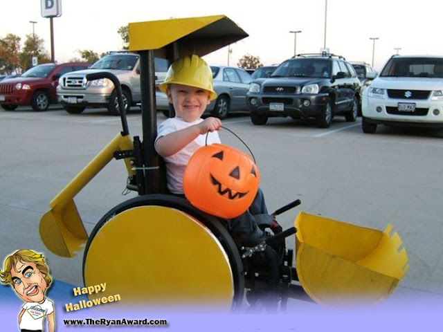 awesome Halloween Tractor Wheelchair costume awesome Halloween Tractor Wheelchair costume