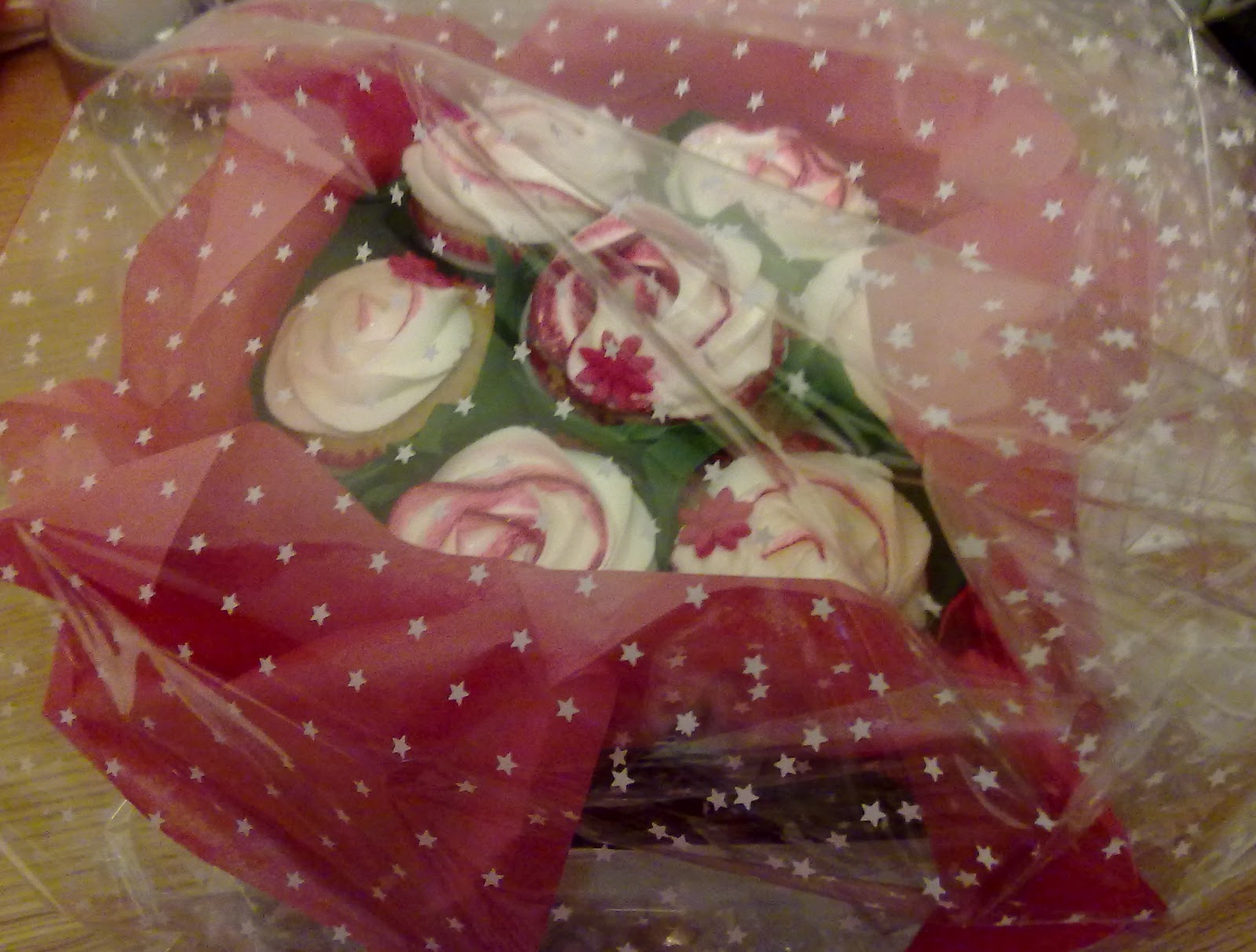 BakerLou How to make a Cupcake Bouquet, stepbystep!