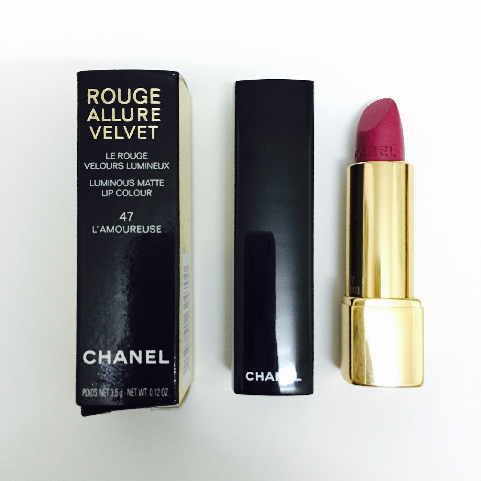 ENG) MY MOST FAVOURITE LIPSTICK TEXTURE EVER!! // Chanel Rouge Allure Velvet  // Review 