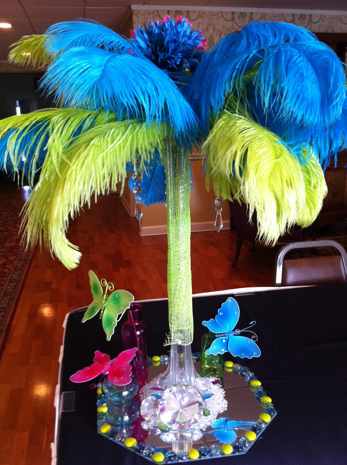 The Posh Pixie Fanciful Feathers Centerpiece