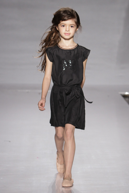 Pale Cloud VOGUE bambini Fashion Show in New York
