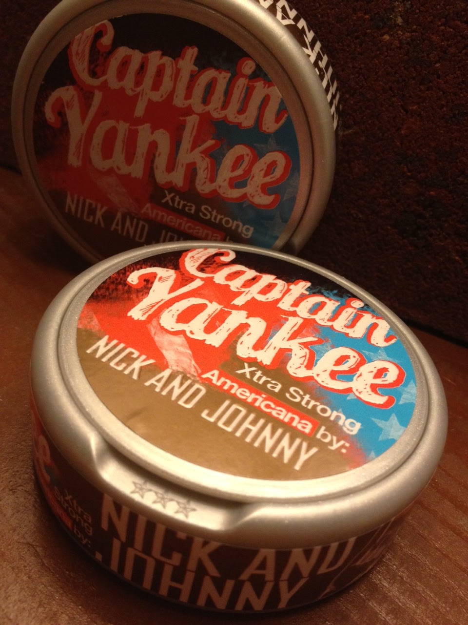 Snus Reviews, News, and Information. Nick & Johnny Captain