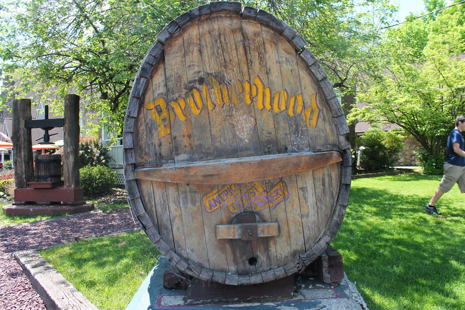 Brotherhood Winery wine barrel sign