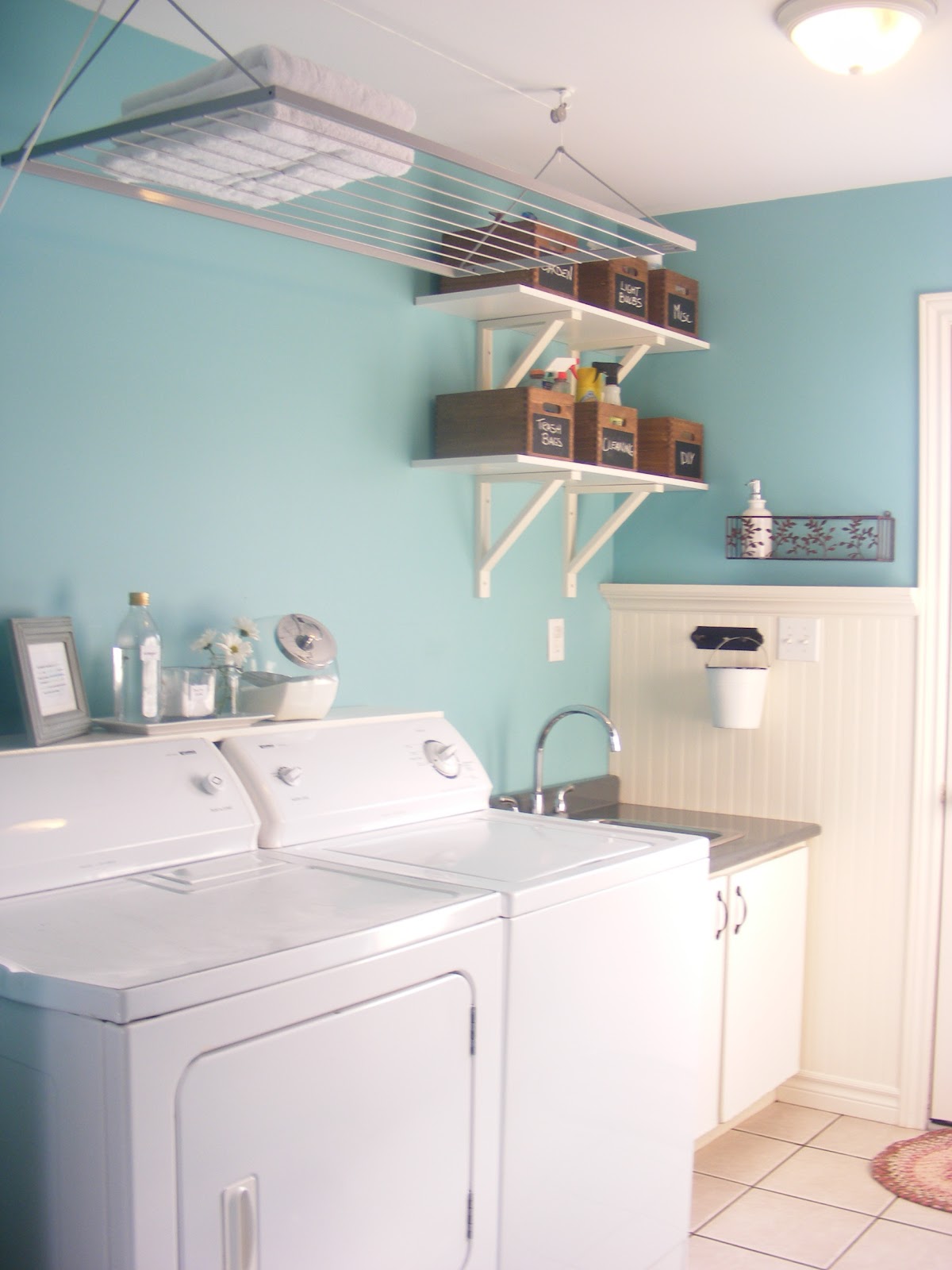 {Home Staging 101} Part 1 Laundry Rooms The Complete Guide to Imperfect Homemaking