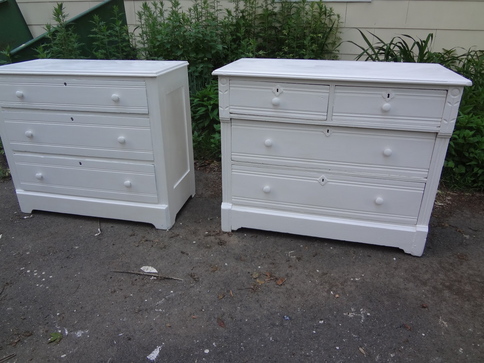 Heir And Space A Pair Of Cottage Style Dressers As Nightstands