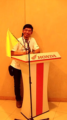 Ini dia ketua kelompok yang tidak mau disebut sebagai ketua. 