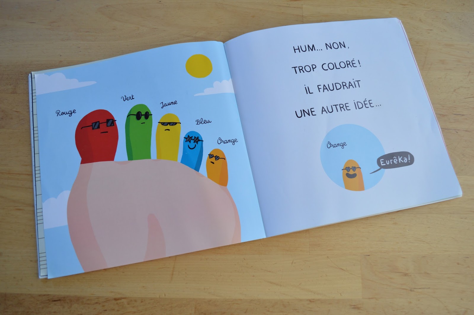 Educando a cuatro: El libro del mes: "Los dedos de los pies no tienen