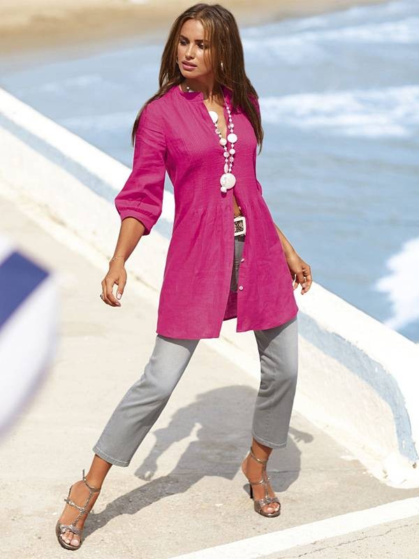 http://4.bp.blogspot.com/-N8n8jzuxbb0/TfTZajir2_I/AAAAAAAAES8/s-lMwaeMDuM/s1600/Irina_Shayk%2BAwesome%2Blook.jpg