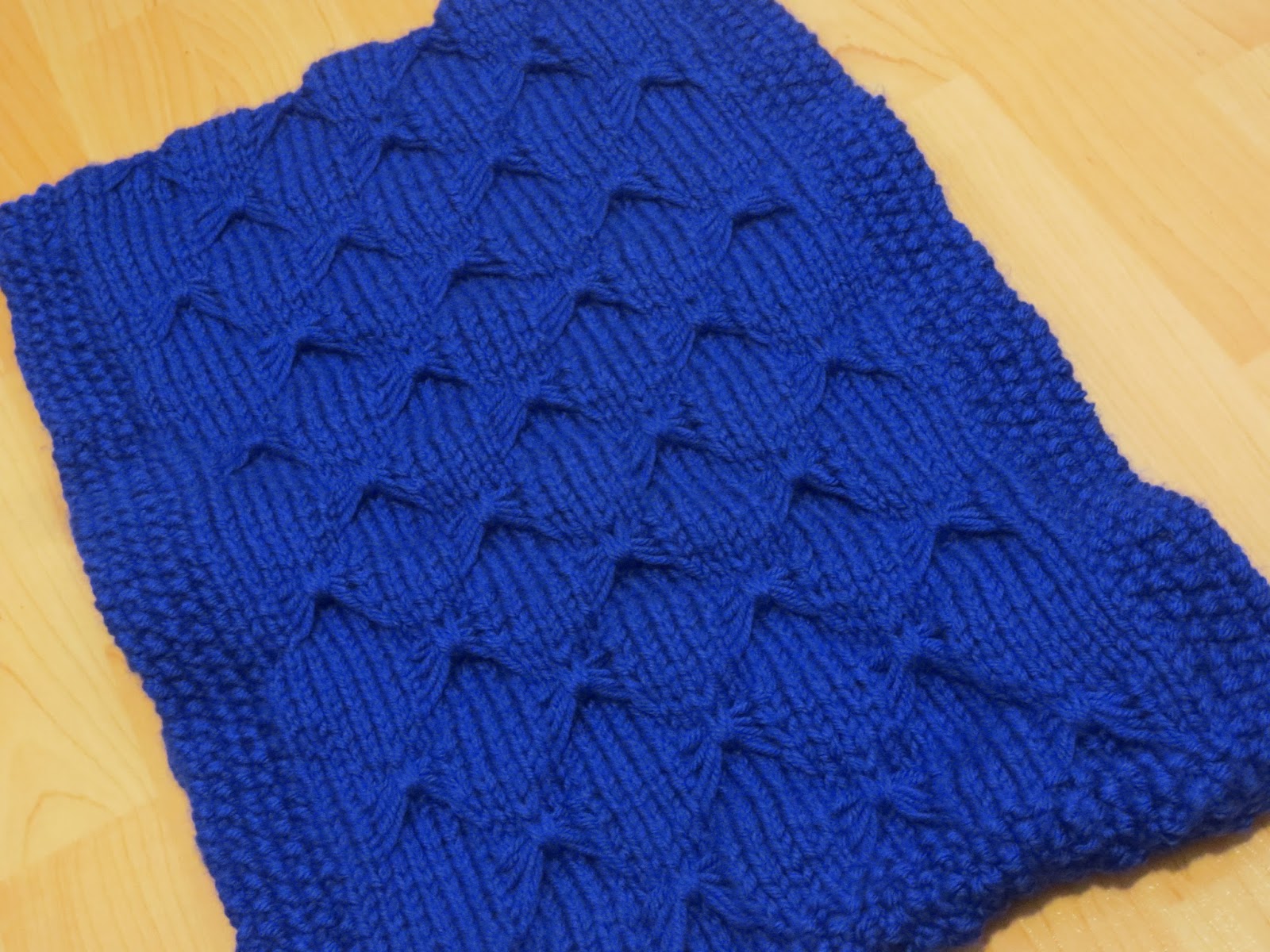 Project I.Am.Abbey: Butterfly Stitch - Royal Blue Cowl