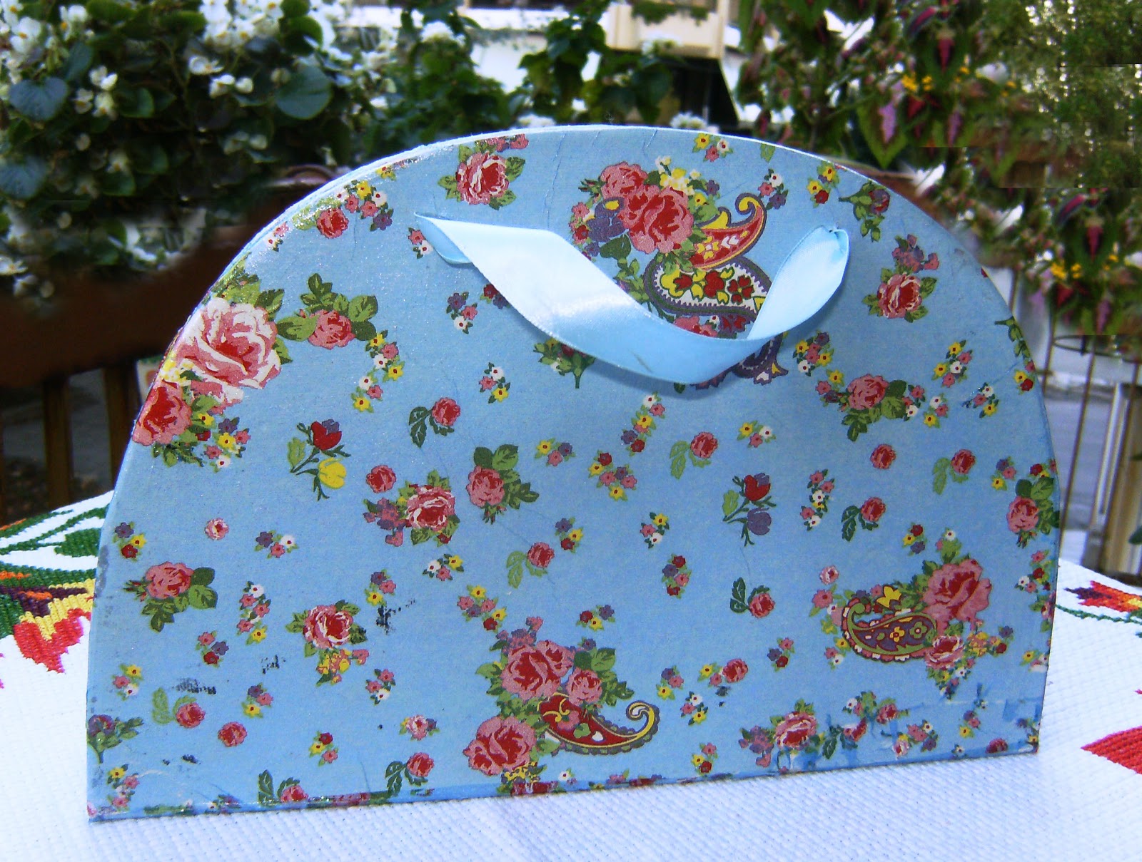 lila365idees DECOUPAGE ΣΕ ΚΟΥΤΙΑ ΑΠΟ ΧΑΡΤΟΝΙ (DECOUPAGE IN CARDBOARD