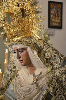 Nuestra Señora de la Esperanza - Triana - Sevilla Nuestra Señora de la Esperanza - Triana - Sevilla
