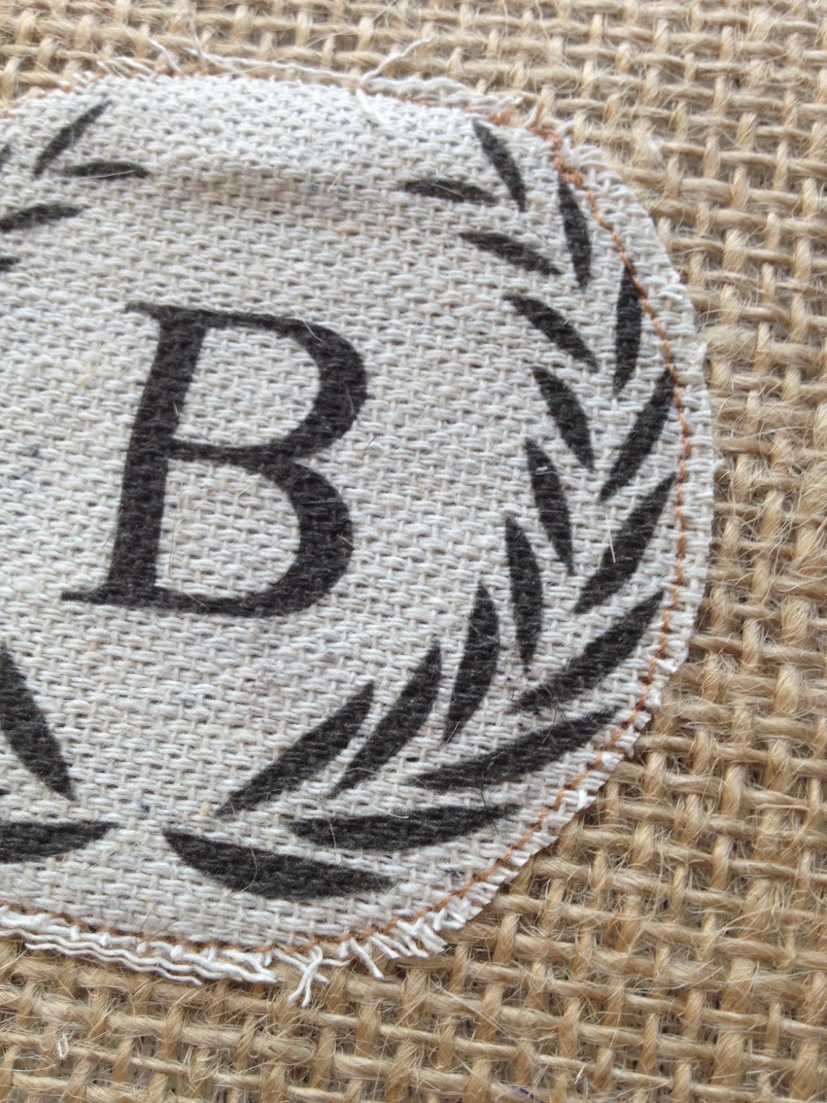 Two It Yourself DIY Monogrammed Wine Bottle Bag (Pottery BarnInspired)