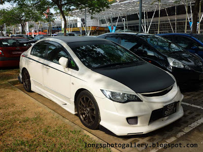 Modified Honda Civic FD2