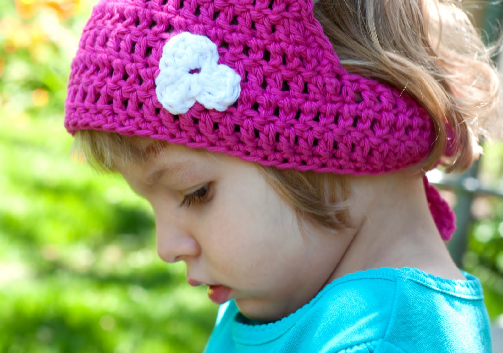 Aesthetic Nest: Crochet: Simple Kerchief (Tutorial)