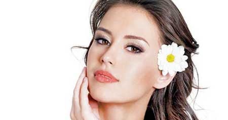 I cosmetology affrontano la buccia da posti