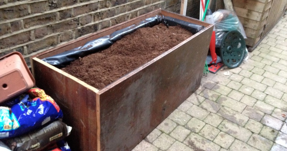 Gullible's Travels Urban Gardening Raised Beds