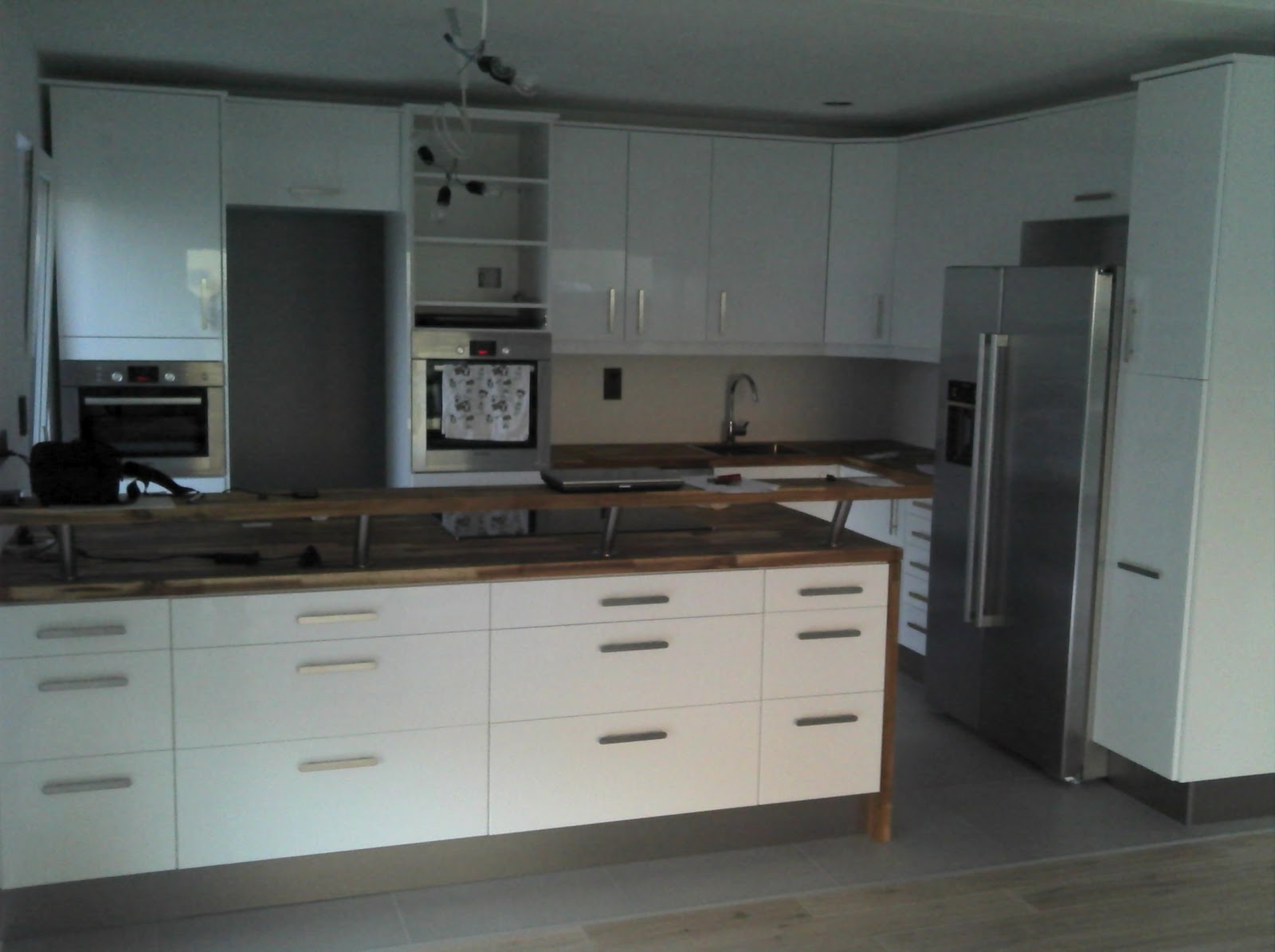 Hausbau das tor zur hölle ; ): die küche (21.8.2012)
