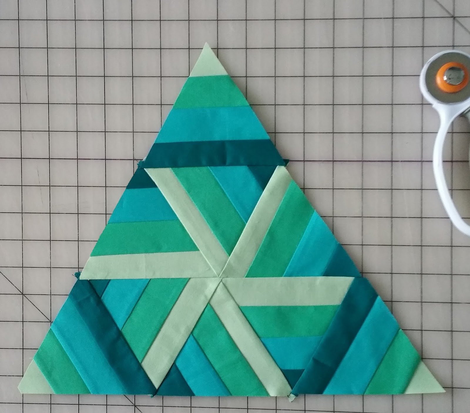 Always Sew Busy Modern Triangle Block (uses Sidekick Ruler from