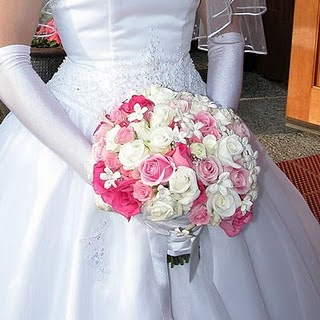Weddingspies: Wedding Bouquets Flowers  Wedding Bouquets Online