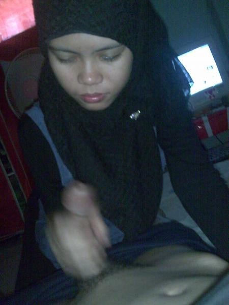 natural and broken hymen naked schoolgirl in singapore