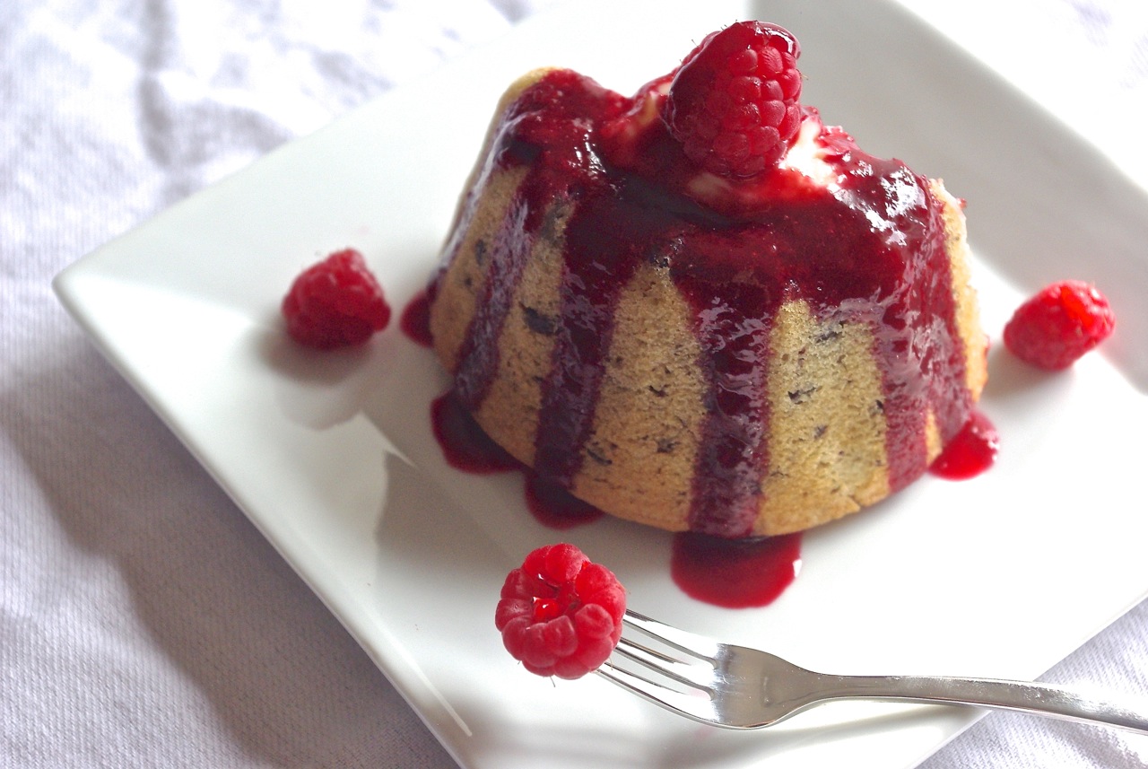 Luv'n Spoonfuls Whole Wheat Chocolate Chip Cake