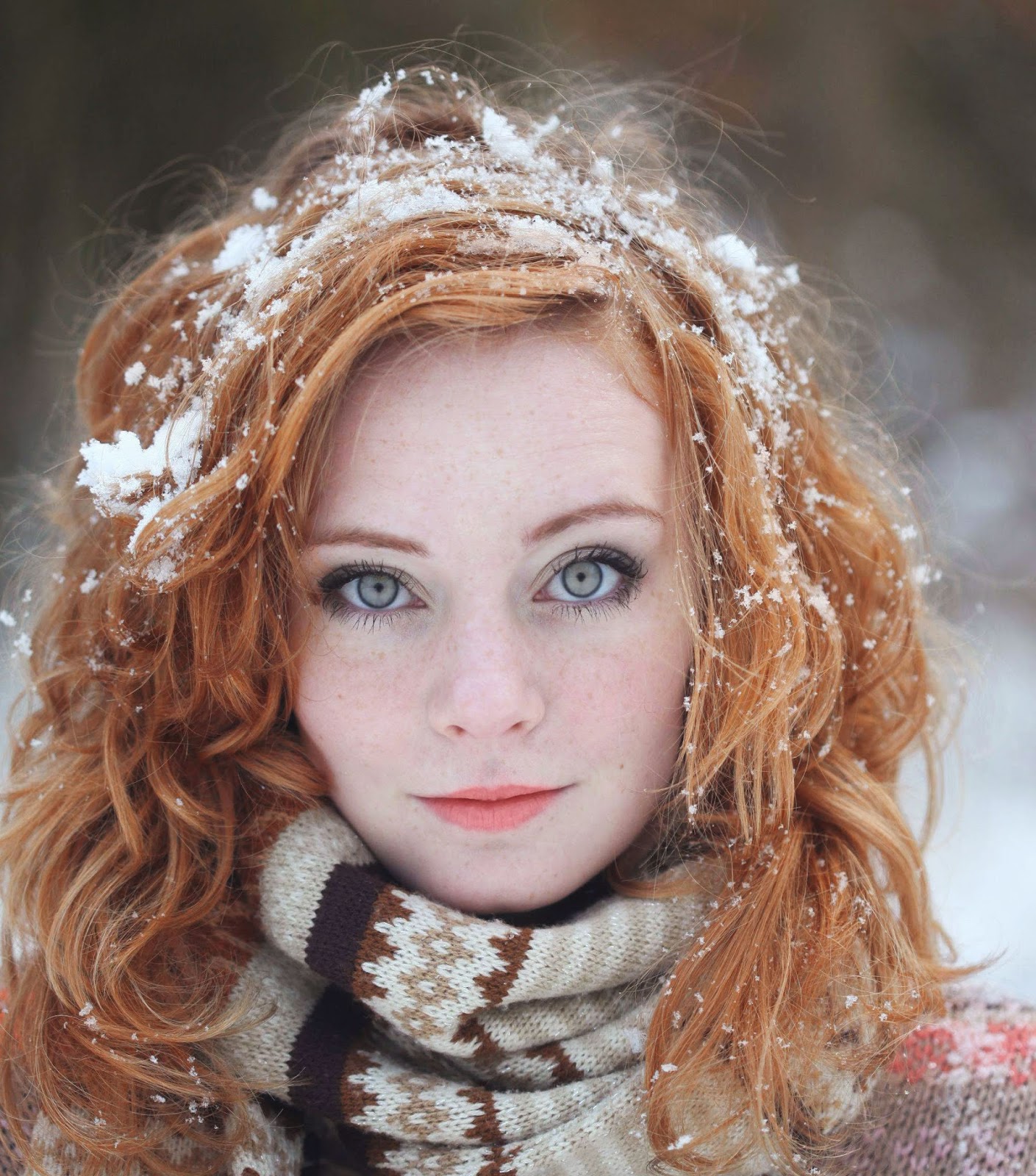 Redhead Winter Makeup & Hair Tutorials - 07jqn3r
