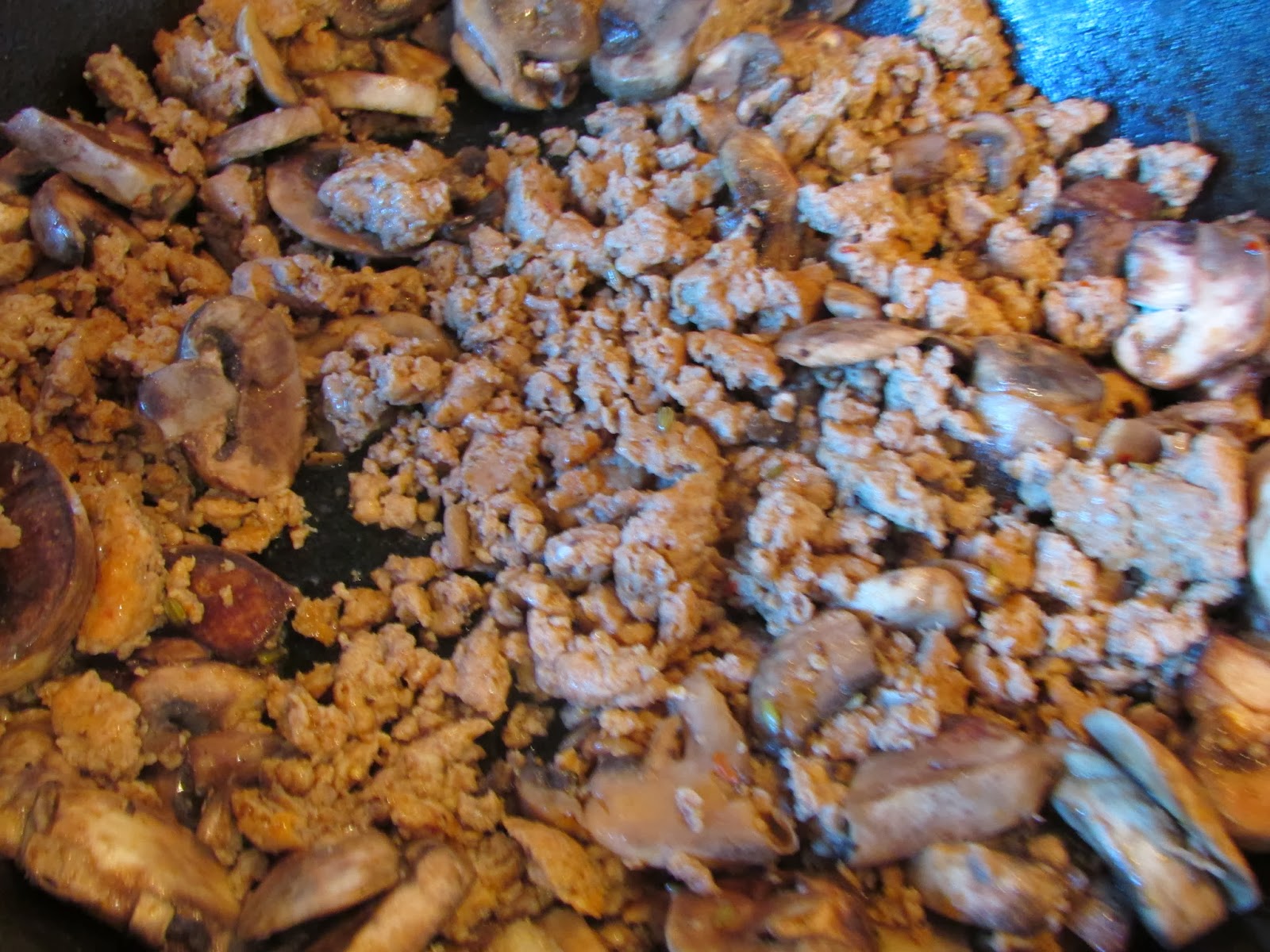 Foodie Mom Spicy Turkey Sausage with Mushroom and Zucchini White Lasagna