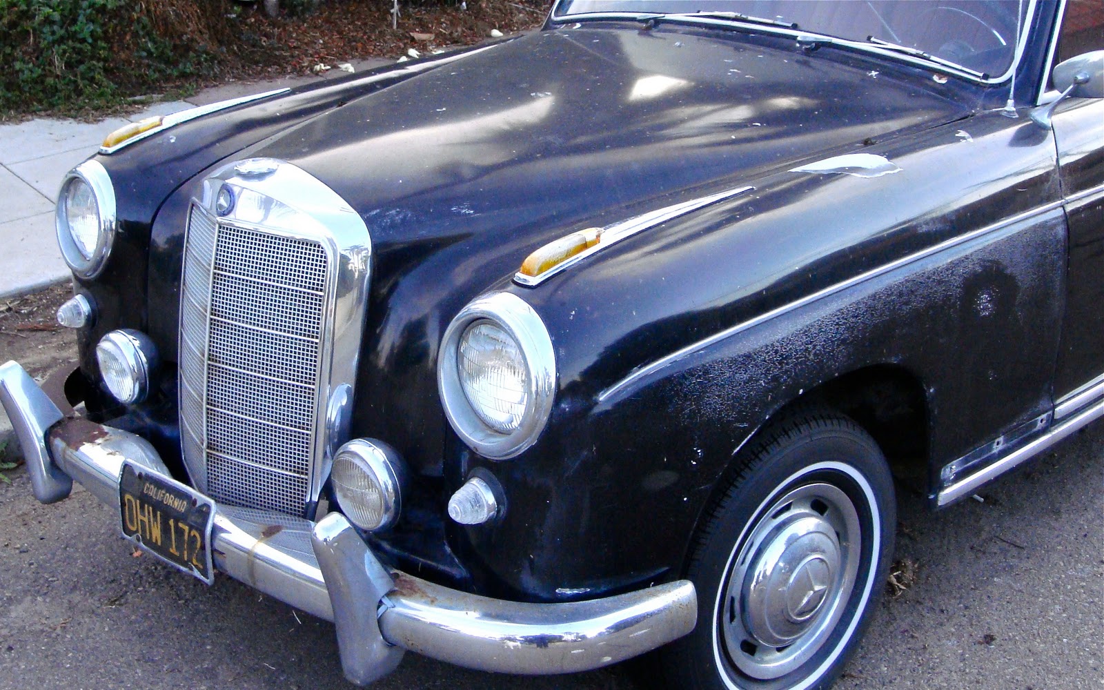 THE STREET PEEP: 1957 Mercedes 220s
