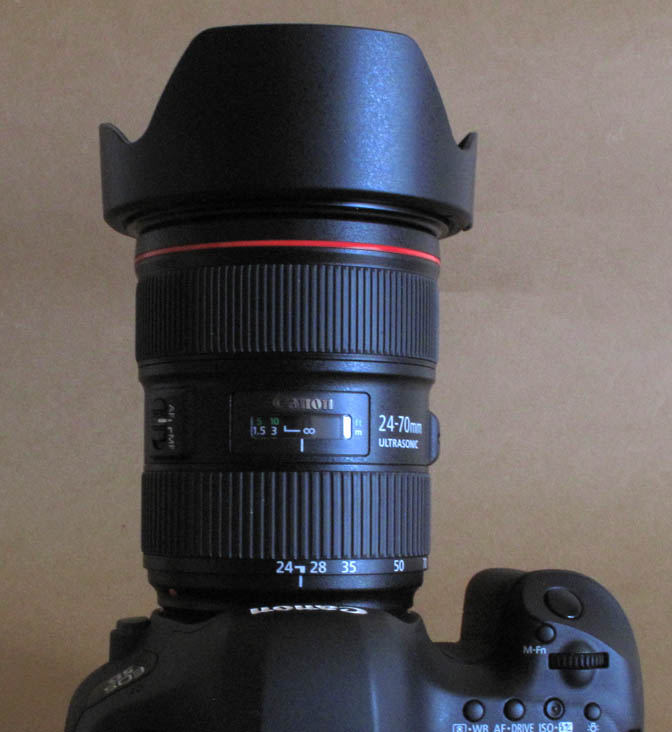 La extraña cámara reflex con la que Canon quiere revolucionar la fotografía