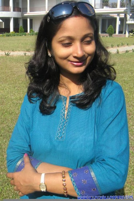 nude desi larki photos desi lesbians wallpapers pakistani nude desi