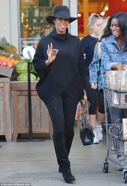 Kelly Rowland steps out with her son Kelly Rowland steps out with her son
