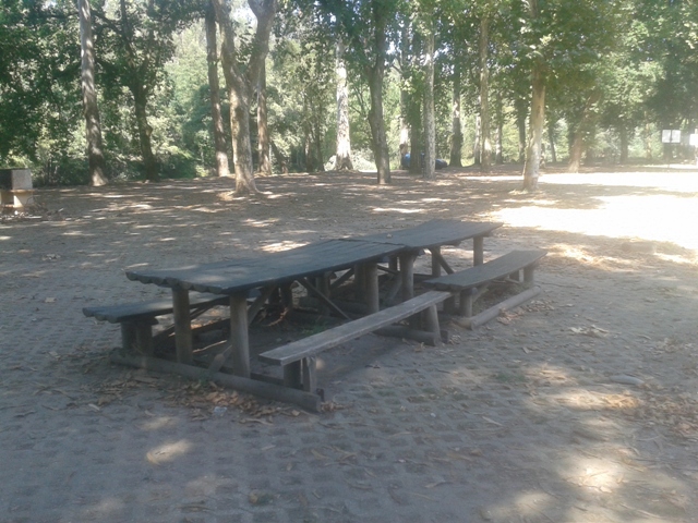 mesa do parque de merendas mesa do parque de merendas