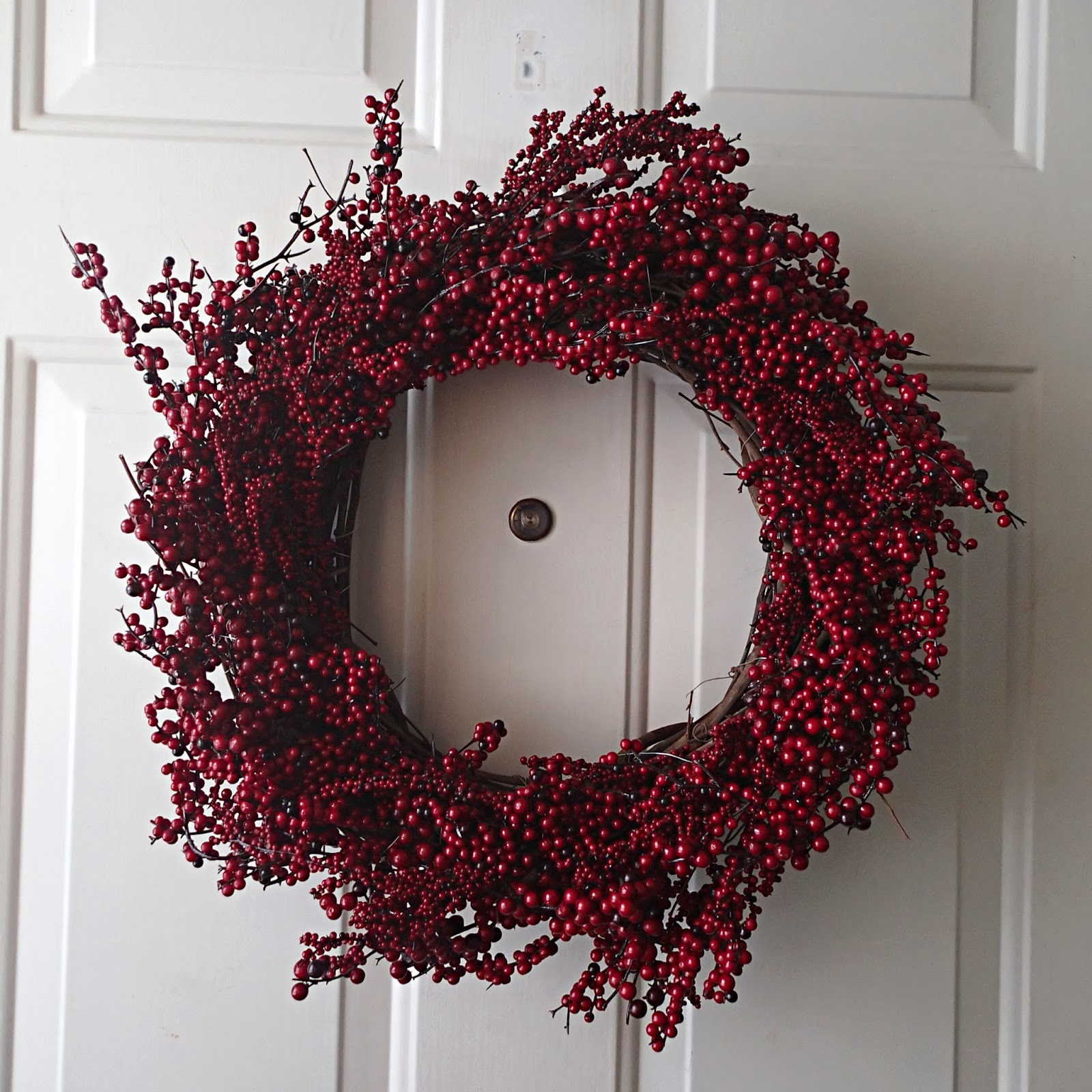 diy red berry wreath twofeetfirst diy red berry wreath twofeetfirst