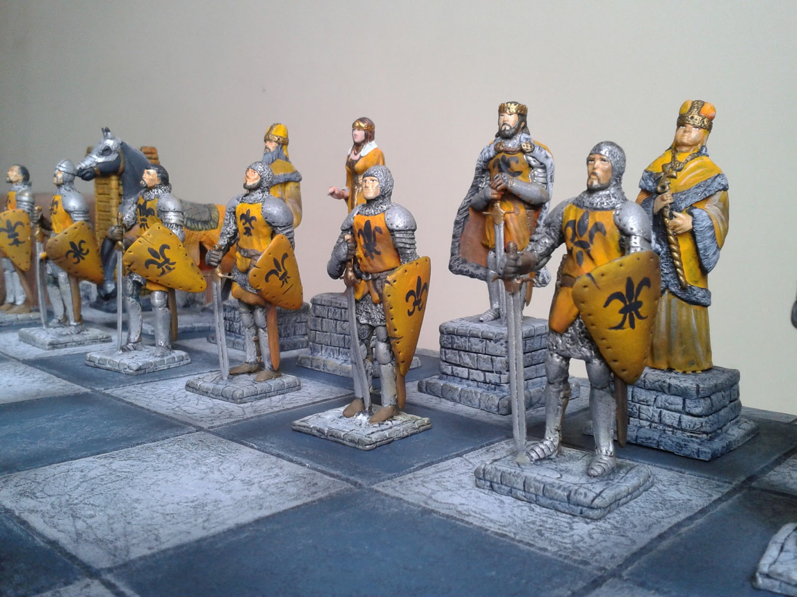 Osmar Andrade Miniaturas: Jogo de Xadrez Medieval