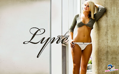 Hollywood Fashion Secrets on Celebrities Models Actress Wallpapers April 2011