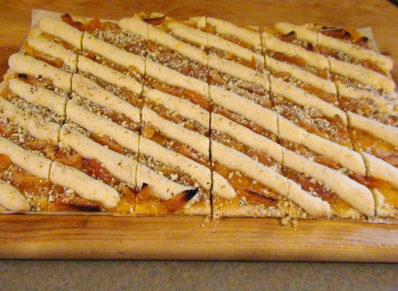 zsuzsa is in the kitchen APRICOT LINZER BAR RÁCSOS LINZER