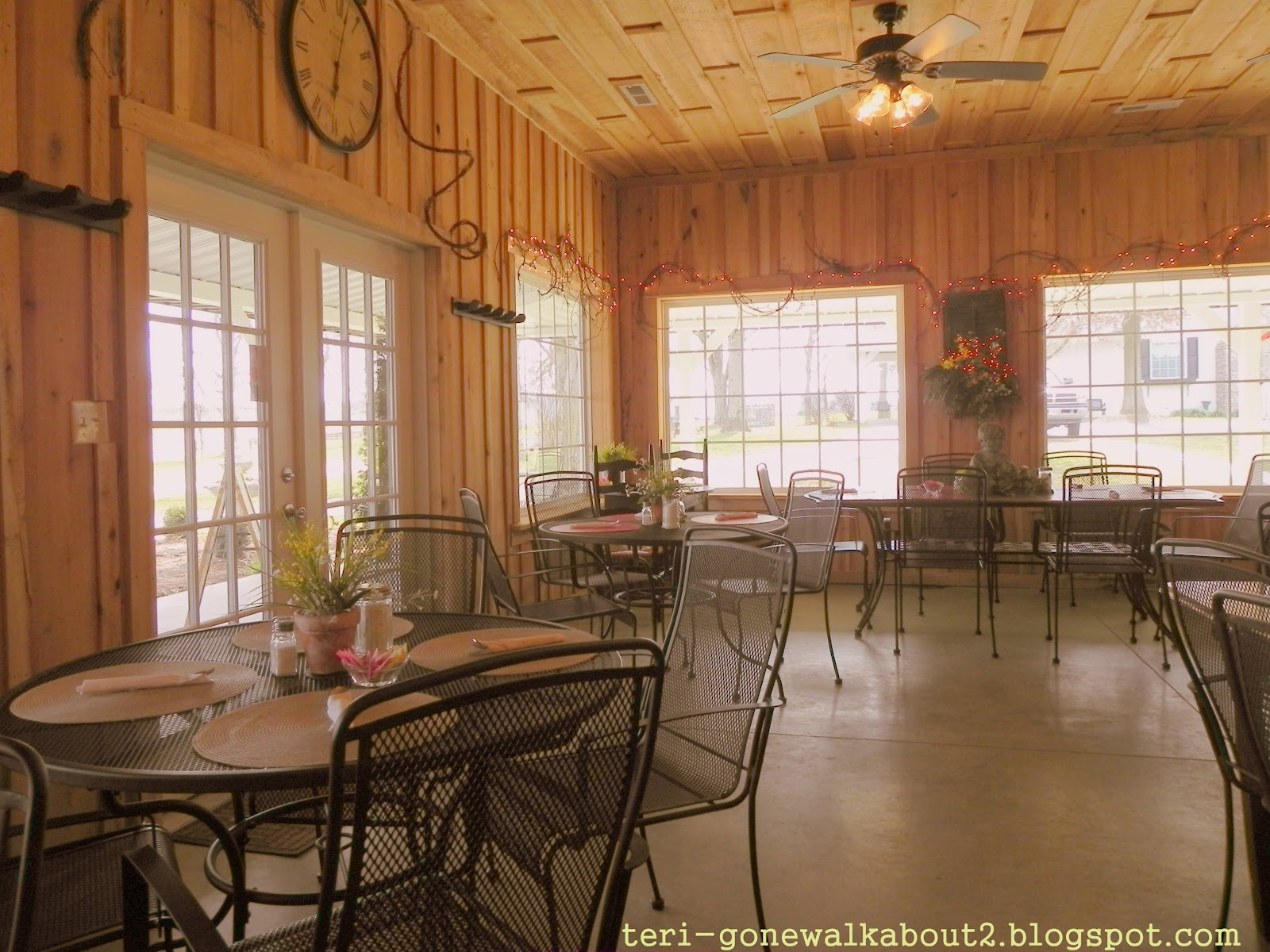 Gone Walkabout 2 Good Eats Adams Breezy Hill Farm in Princeton, KY