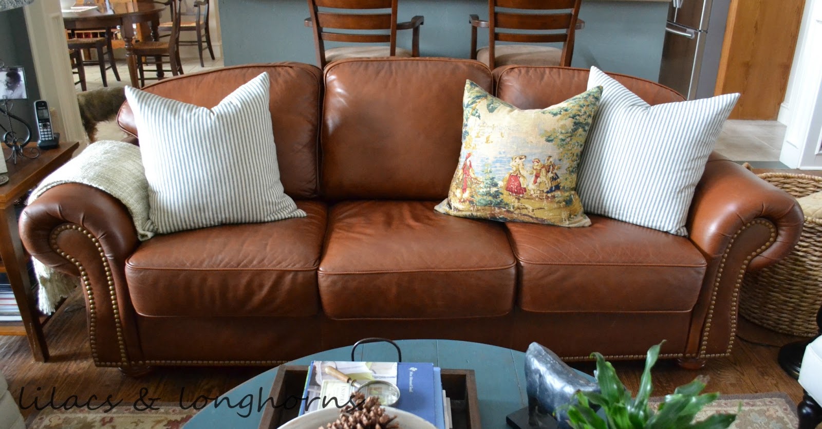 Repairing And Refurbishing Leather Furniture Lilacs Repairing And Refurbishing Leather Furniture