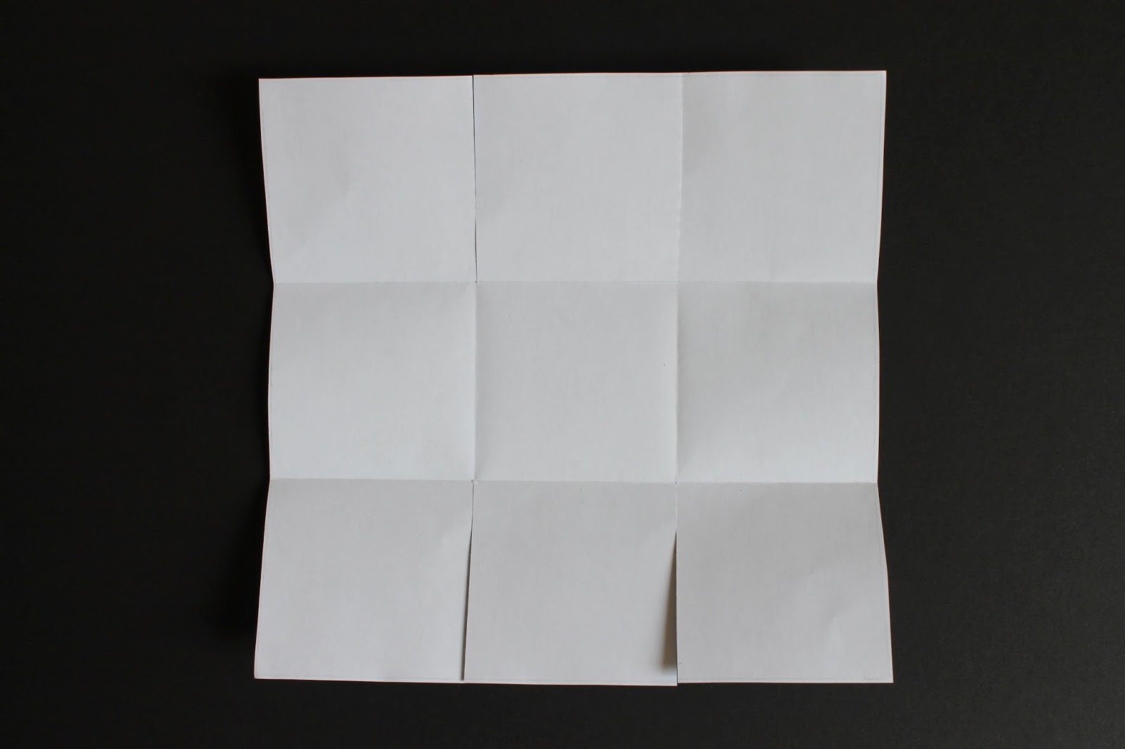 Serving Pink Lemonade Toy Parachute with free template to make your own!