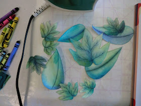 Quilt Whimsy: Coloring Fabric with Melted Crayons.