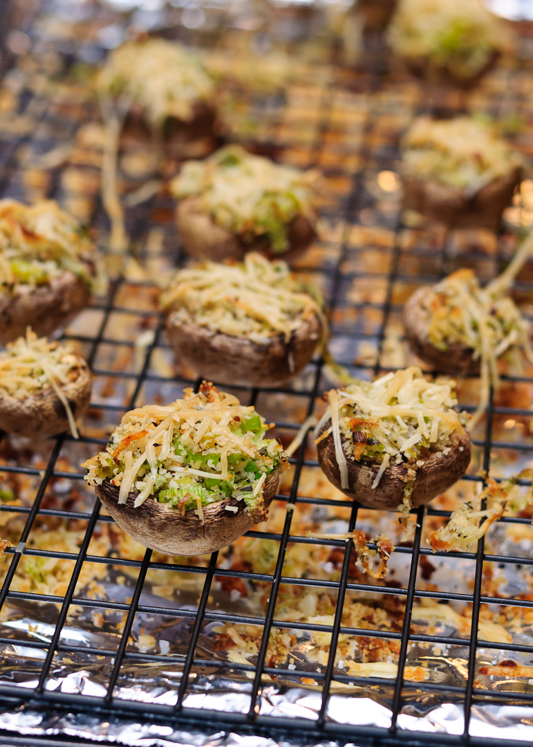 Hedlund Home Cooking Stuffed Mushrooms with Pecans