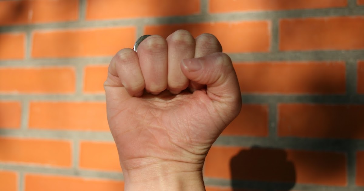 Clenching Fists Can Help Form Stronger Memories and Also In